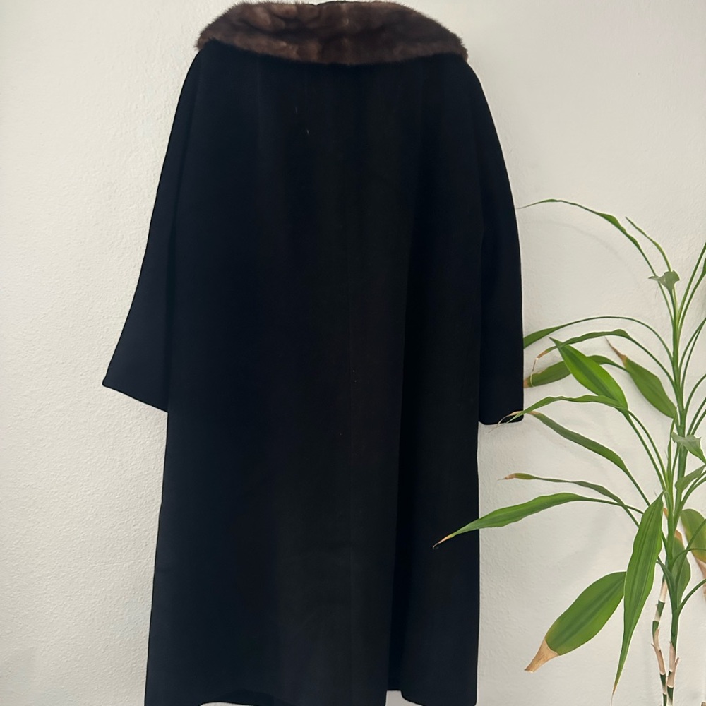 Vintage Pea Coat With Fur Collar - Picture 4 of 6